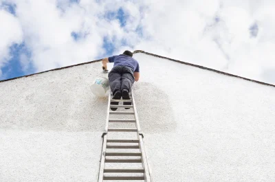 Peinture extérieure à Lombron — façades et ravalement